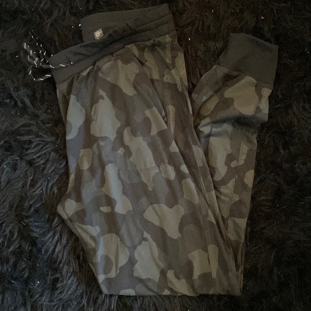 Zella joggers